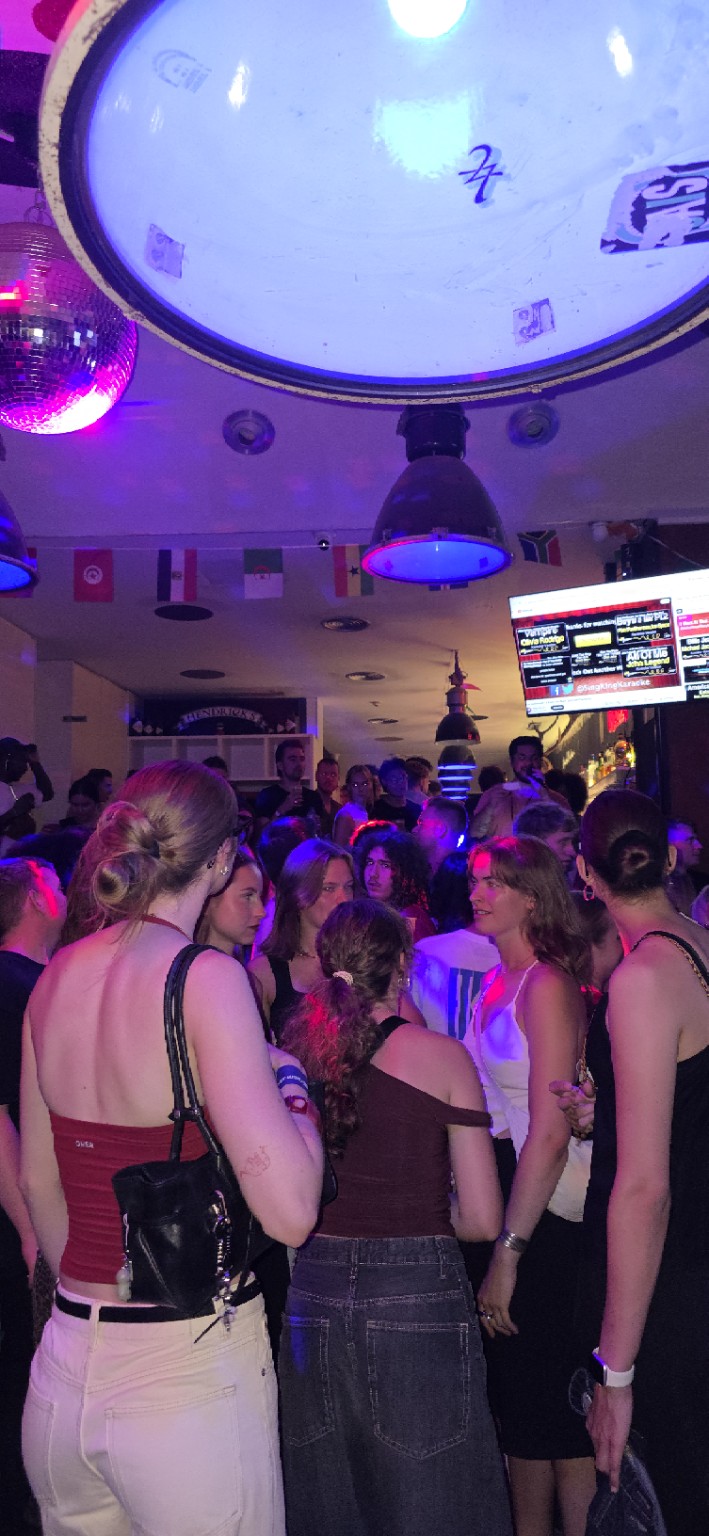 Karaoke-night atmosphere at The Spot Lisboa