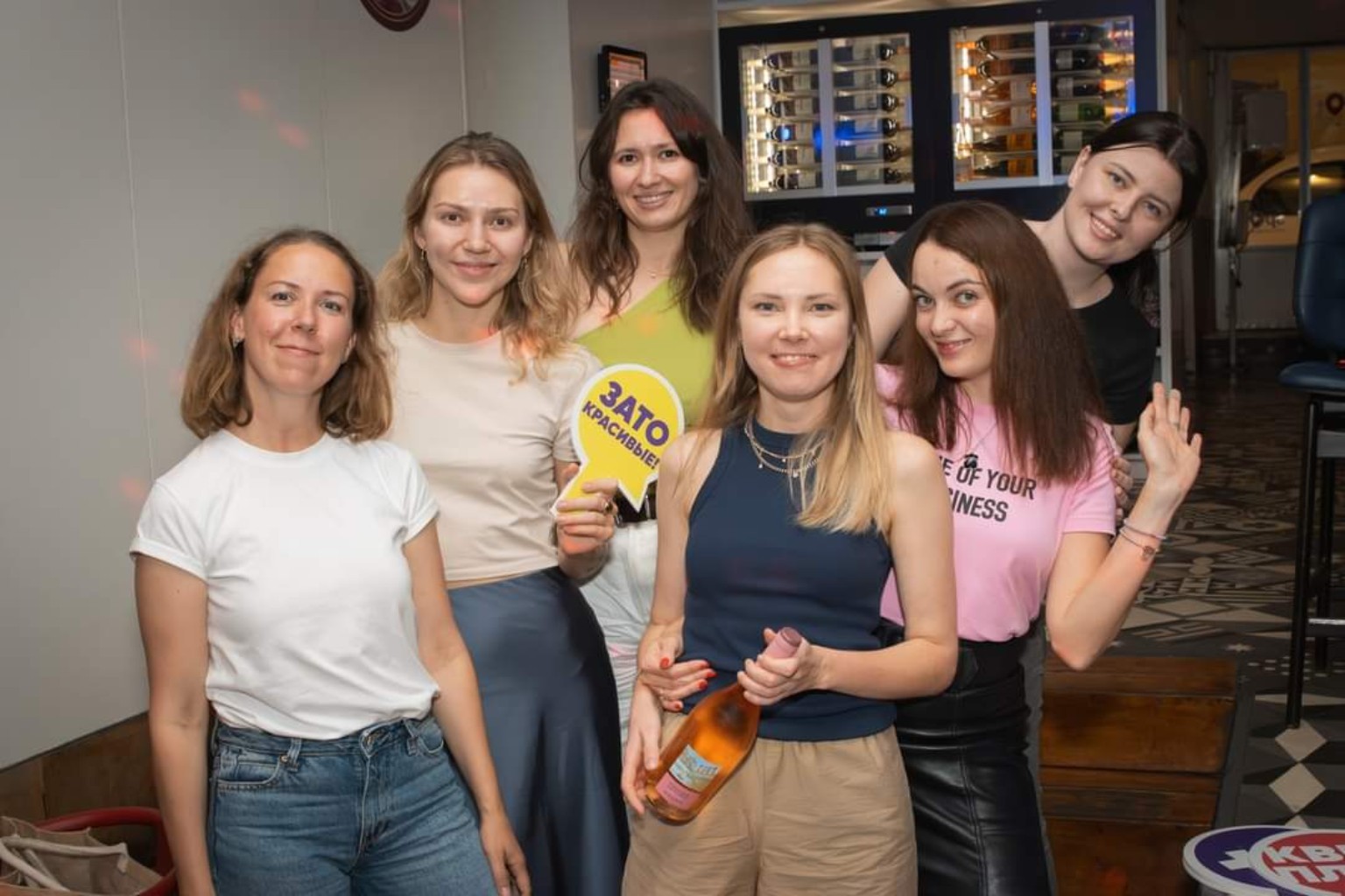 Friends together for Ukrainian Quiz at The Spot Lisboa